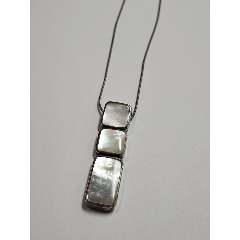 Silver Mother-of-Pearl Triple Pendant Necklace 925 - Picture 1 of 7